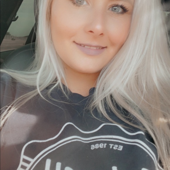 Meet your Posher, ❤️ - Picture 4 of 14